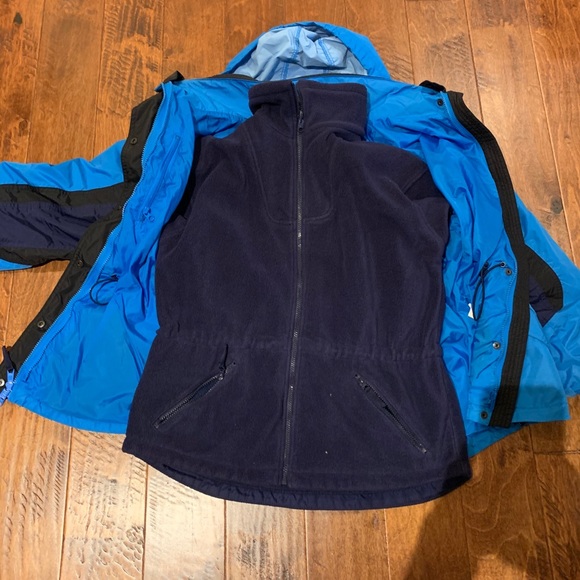 Columbia ski/winter jacket - Picture 10 of 11